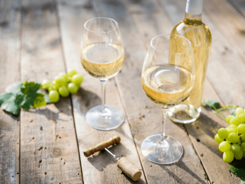 White Nebbiolo: A Complete Guide for Wine Enthusiasts